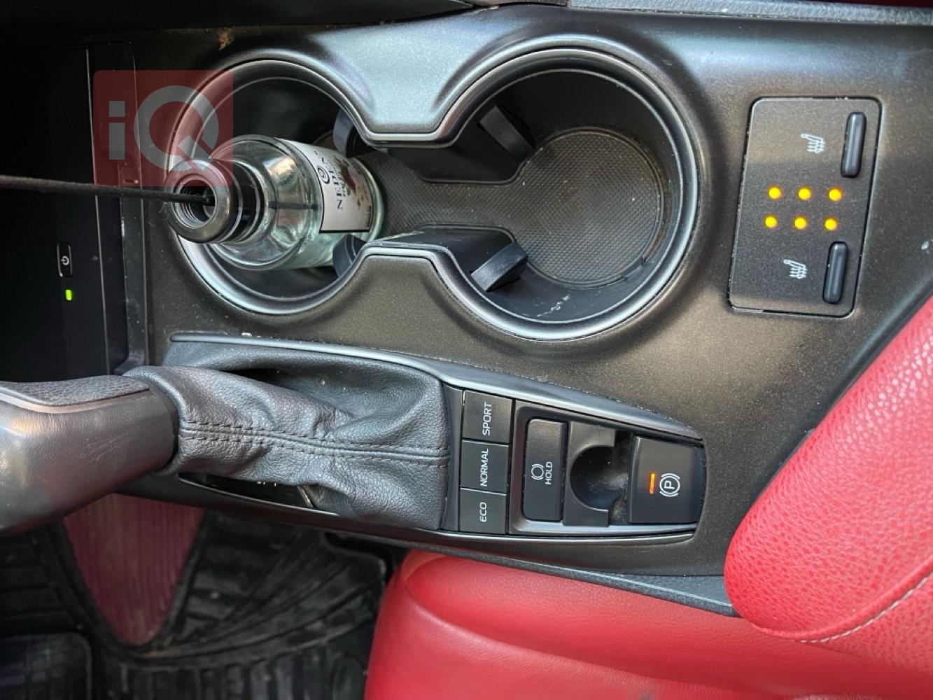 تۆیۆتا کامری